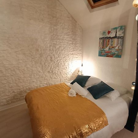 Ferienwohnung Le Coeur Du Centre Historique Refait A Neuf Honfleur Exterior foto
