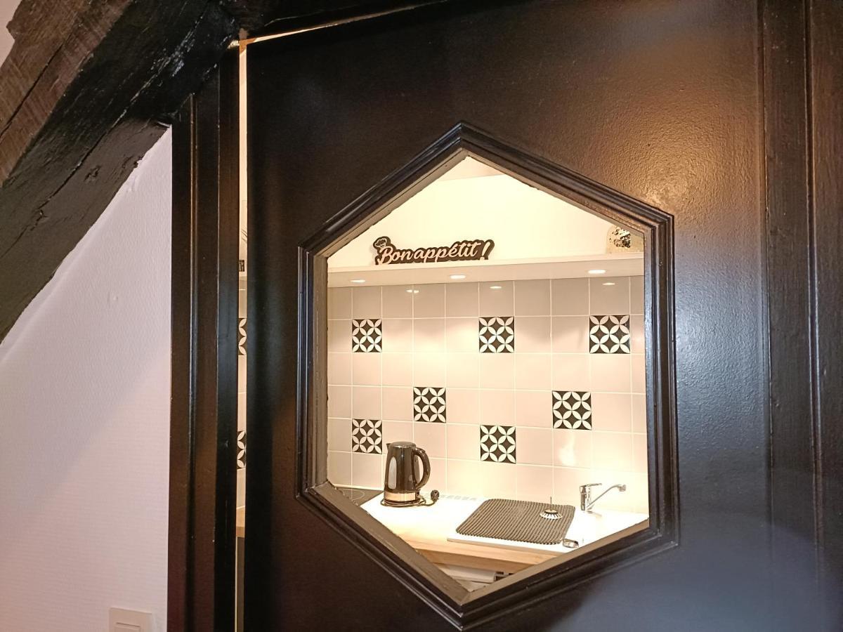 Ferienwohnung Le Coeur Du Centre Historique Refait A Neuf Honfleur Exterior foto